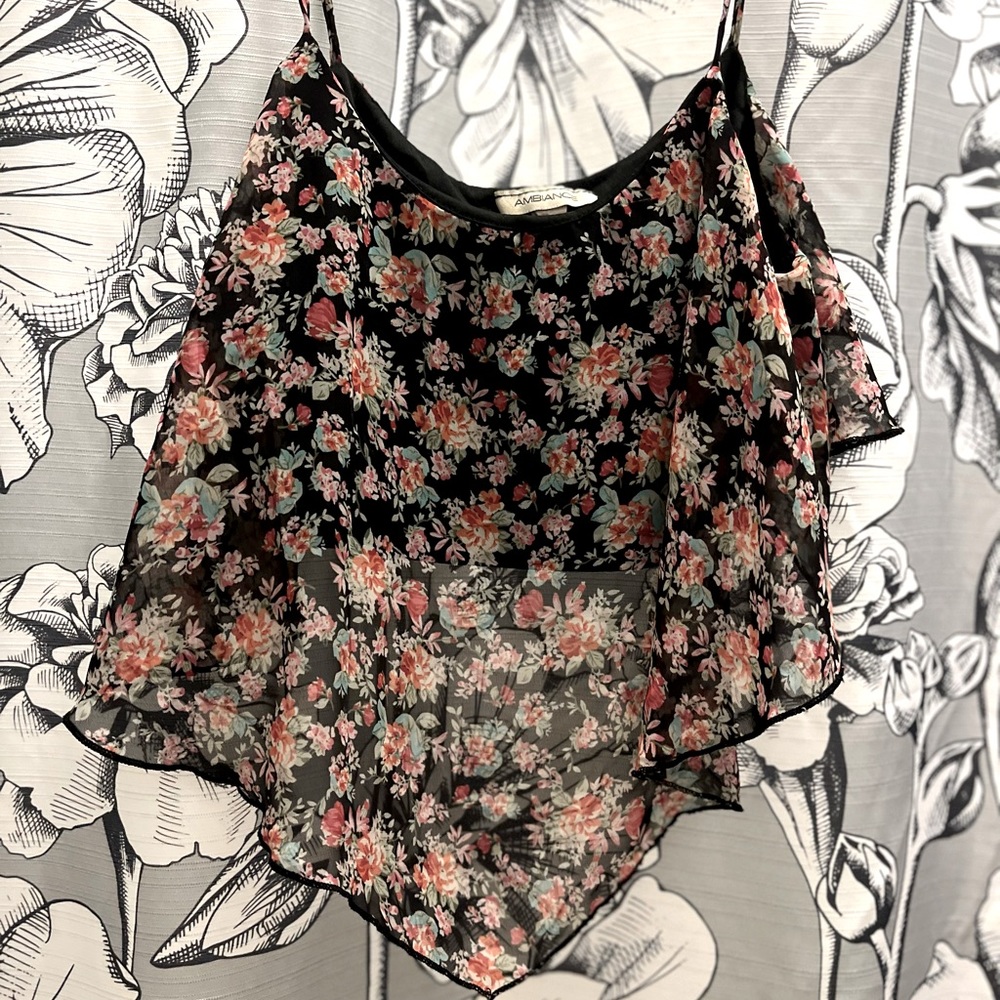 Ambience Floral Crop top. Size Medium.